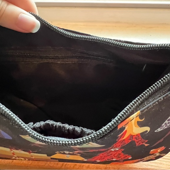 Purse - Picture 5 of 5